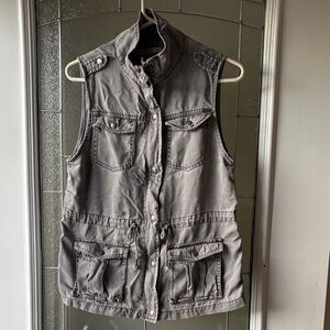 Max Jeans Charcoal Sleeveless Vest